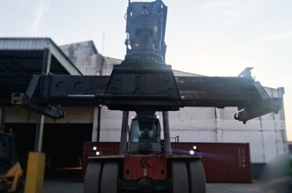 REACH STACKER KALMAR 2007