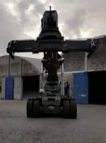 REACH STACKER MILAN 2007 (5 CONTAINERS CHEIOS DE ALTO)