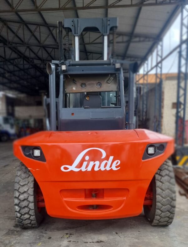 EMPILHADEIRA LINDE 2004 16 TON.