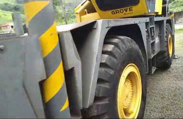 GROVE RT 530E-2 2014 30 TON.