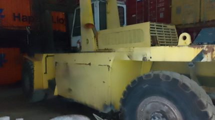 TOP LOADER MADAL 1997 37 TON. – (3 DE ALTO CONTAINER CHEIO)