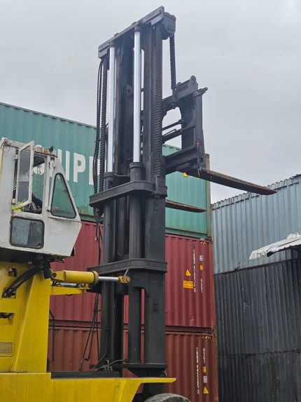 EMPILHADEIRA MILAN MC3705 1995 37 TON.