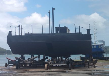 BALSA PETROLEIRA 100.000 LITROS 2010 - CASCO DUPLO