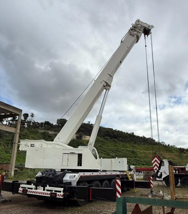 TEREX LT1130 2010 130 TON.