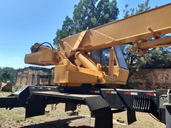 CLARK RT 720