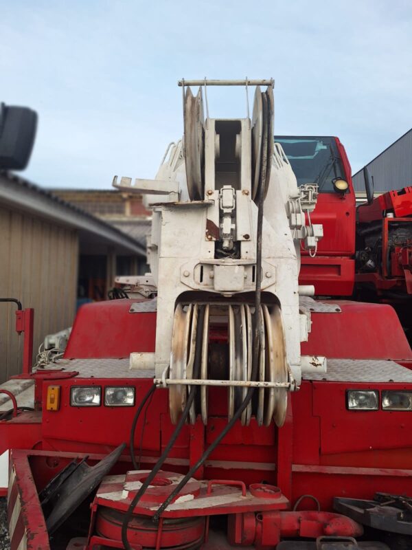 COMPACT TRUCK AG CT.3D 2000