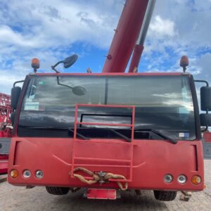 LIEBHERR LTM1220-5.2 2010 220 TON.