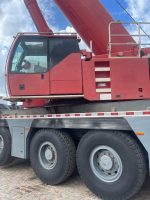 LIEBHERR LTM1220-5.2 2010 220 TON.