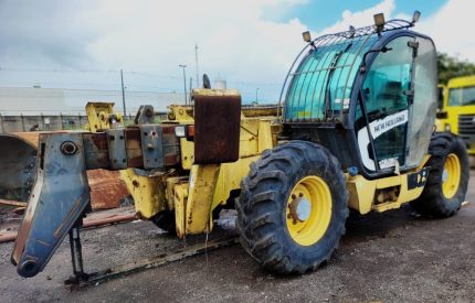 MANIPULADOR TELESCÓPICO NEW HOLLAND LM1745 TURBO 2011