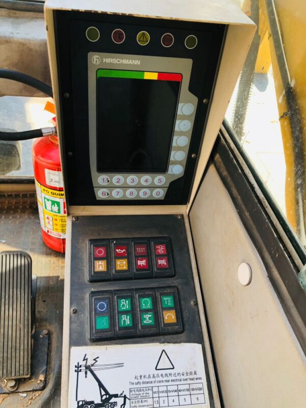 XCMG QY25K5-I 2013 25 TON.