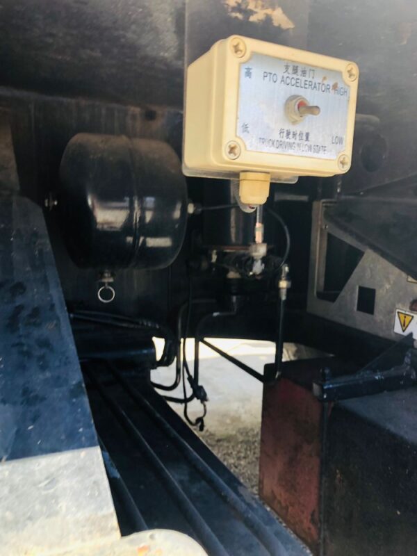 XCMG QY25K5-I 2013 25 TON.