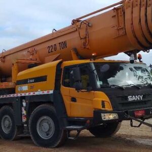 SANY SAC2200 2014 220 TON.