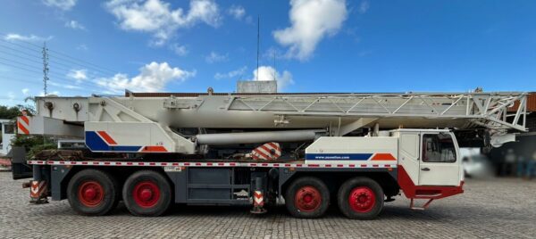 ZOOMLION ZMC75 2012 75 TON.