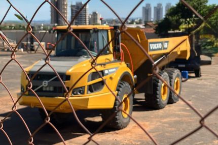 CAMINHÃO FORA DE ESTRADA VOLVO A30G ARTICULADO 2021