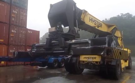 REACH STACKER HYSTER 46-33CH 2019