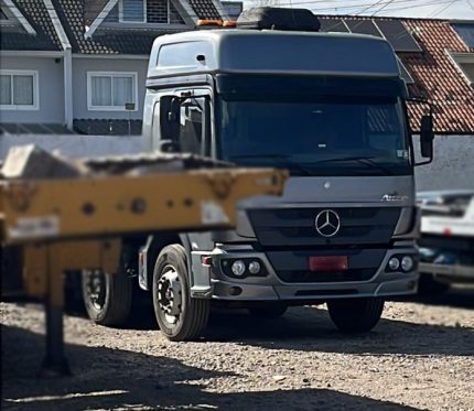 MB ATEGO 3030 2018 COM PLATAFORMA BBR8538 11 M