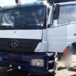 CAVALO MECÂNICO MB AXOR 1933 4X2 2006