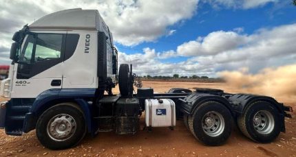 CAVALO MECÂNICO IVECO STRALIS 460 740S46TZ 6X4 2012