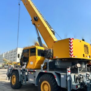 SANY RT 35 TON. 2012