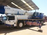 TADANO FAUN ATF220G-5 2012 220 TON.