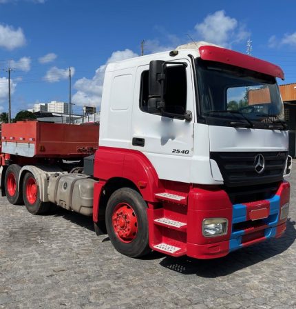 CAVALO MECÂNICO MB AXOR 2540 6X2 CMT80 2010