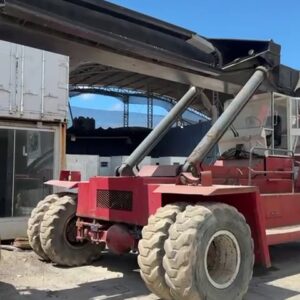 REACH STACKER MADAL 2001 18 TON. - 4 DE ALTO (VAZIO)