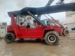REACH STACKER MADAL 2001 18 TON. - 4 DE ALTO (VAZIO)