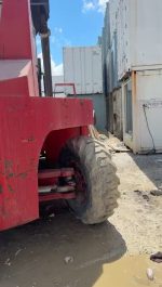REACH STACKER MADAL 2001 18 TON. - 4 DE ALTO (VAZIO)