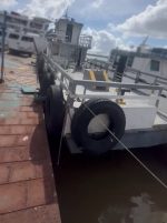 BARCO DE APOIO PORTUÁRIO 17 X 4,5 X 2,20 M 50 TON. 560 HP