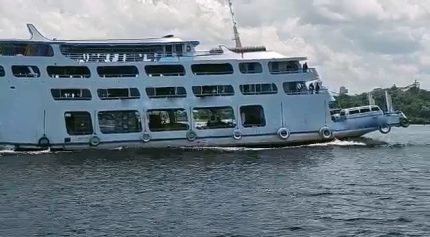 BARCO DE PASSEIO E CARGA 2021 – 686 PASSAGEIROS 400 TON. DE CARGA