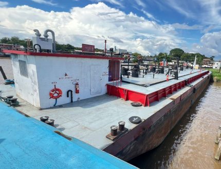 BALSA PETROLEIRA 1.850.000 LITROS 2007