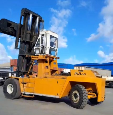 TOP LOADER MILAN 37 TON. - EMPILHA 4 DRY OU 3 HC