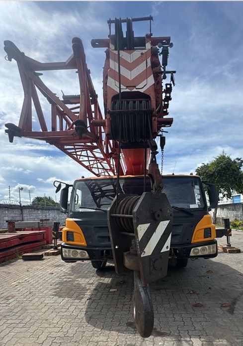 SANY STC600 2013 60 TON.